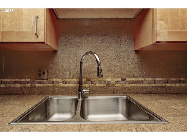 804 Nw 132ND St B, Vancouver, WA 98685