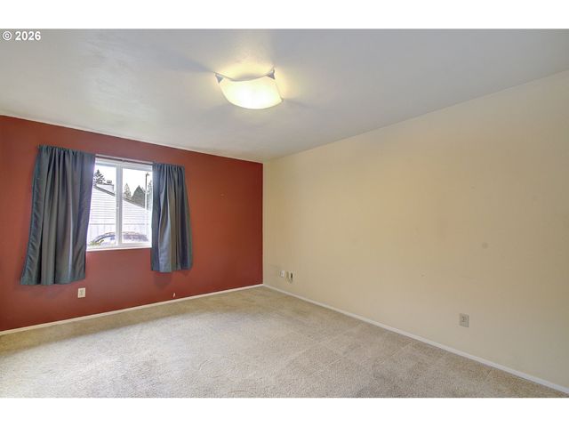 804 Nw 132ND St B, Vancouver, WA 98685