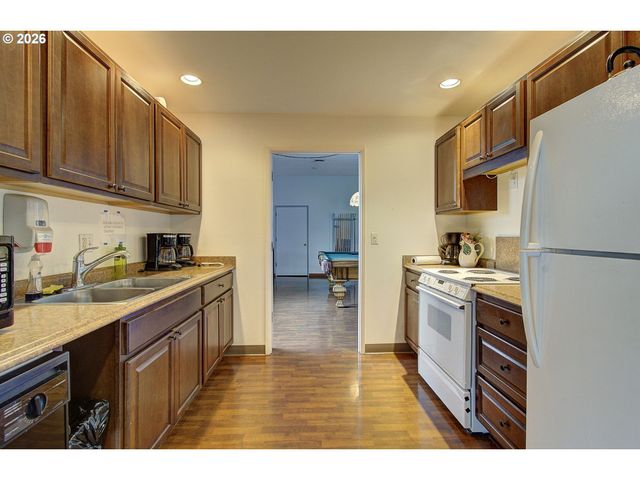 804 Nw 132ND St B, Vancouver, WA 98685