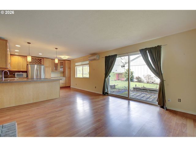 804 Nw 132ND St B, Vancouver, WA 98685