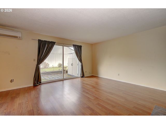 804 Nw 132ND St B, Vancouver, WA 98685