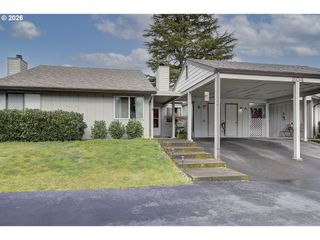 804 Nw 132ND St B, Vancouver, WA 98685