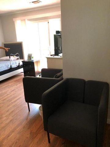 162 N Alamo Drive, Vacaville, CA 95688