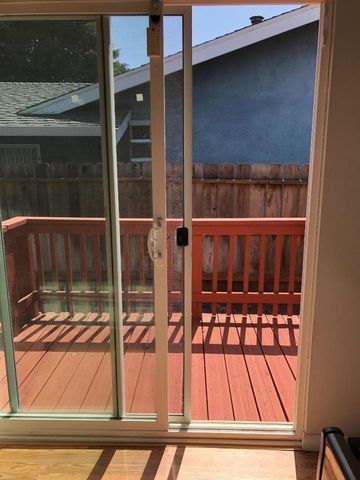 162 N Alamo Drive, Vacaville, CA 95688