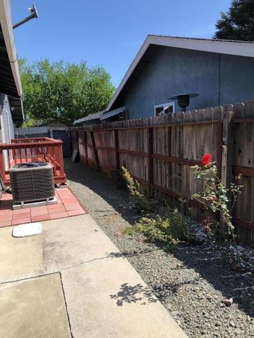 162 N Alamo Drive, Vacaville, CA 95688