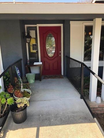 162 N Alamo Drive, Vacaville, CA 95688