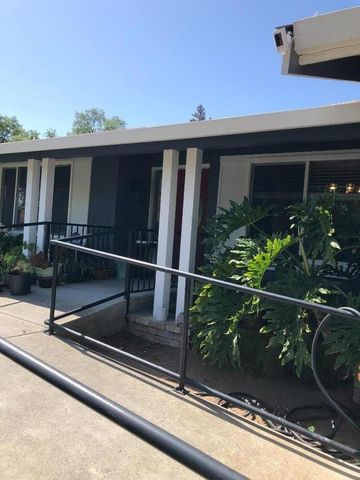 162 N Alamo Drive, Vacaville, CA 95688