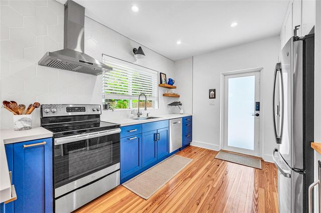 1337 SW 15th St, Miami, FL 33145