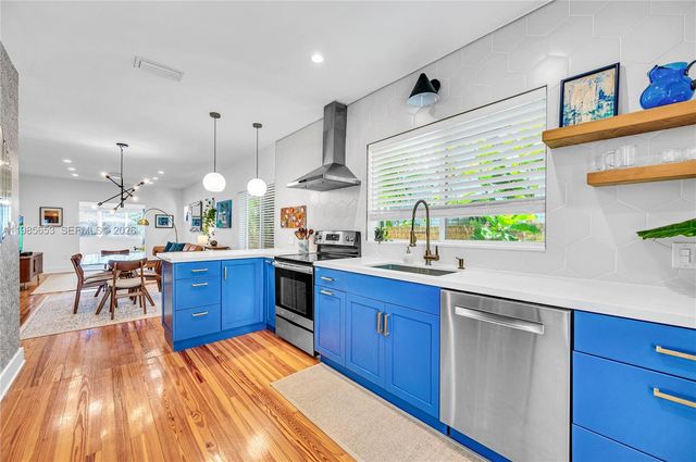 1337 SW 15th St, Miami, FL 33145