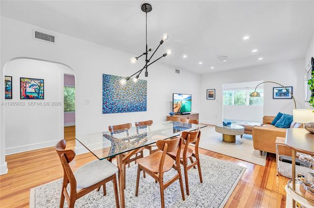 1337 SW 15th St, Miami, FL 33145