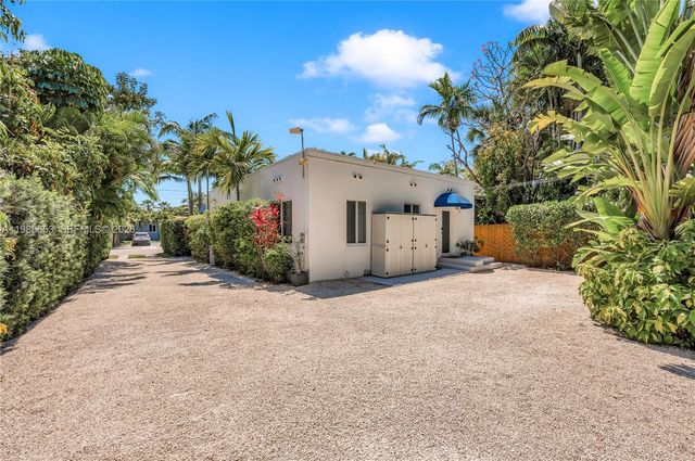 1337 SW 15th St, Miami, FL 33145