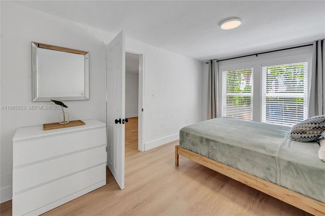 1337 SW 15th St, Miami, FL 33145