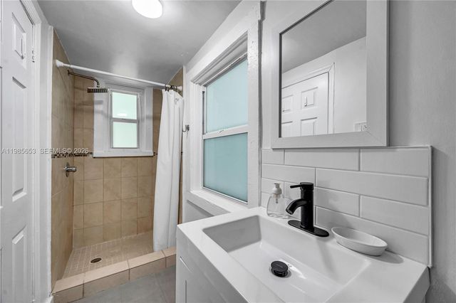 1337 SW 15th St, Miami, FL 33145