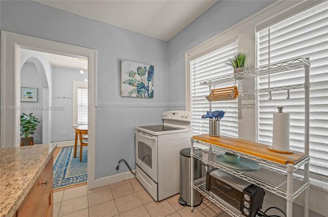 1337 SW 15th St, Miami, FL 33145