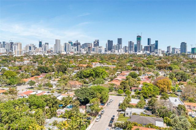 1337 SW 15th St, Miami, FL 33145