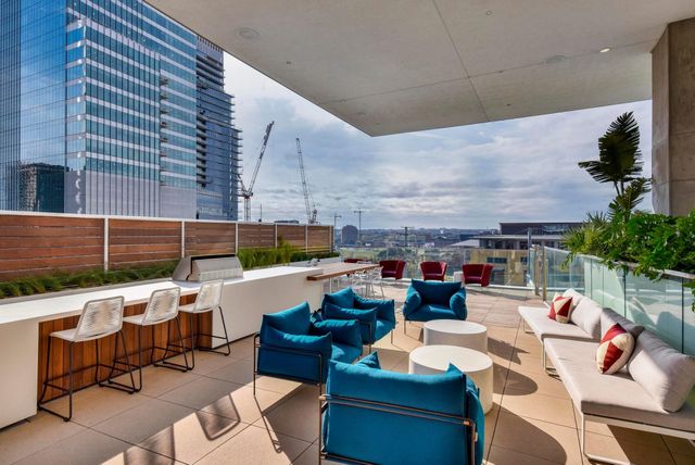 301 West Ave 3806, Austin, TX 78701