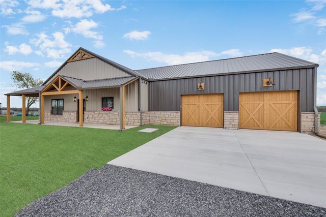 160 Quail Run Court, Decatur, TX 76234