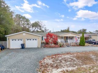 1053 Belhaven Drive SW, Supply, NC 28462