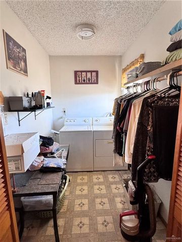 2403 S Louisiana Avenue, Weslaco, TX 78596