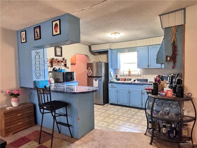 2403 S Louisiana Avenue, Weslaco, TX 78596