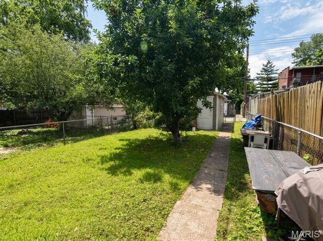 4649 Oregon Avenue, St Louis, MO 63111