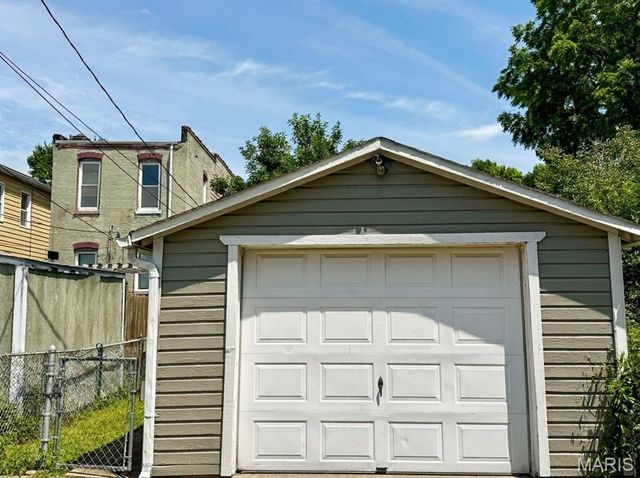 4649 Oregon Avenue, St Louis, MO 63111