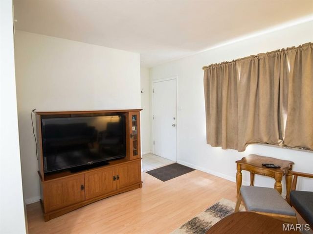 4649 Oregon Avenue, St Louis, MO 63111