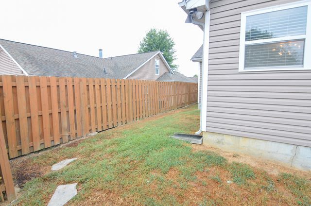 3637 Crossbrooke Dr, Nashville, TN 37221