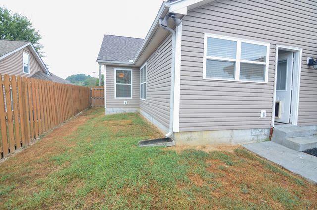 3637 Crossbrooke Dr, Nashville, TN 37221