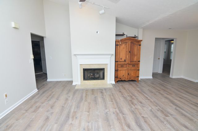 3637 Crossbrooke Dr, Nashville, TN 37221
