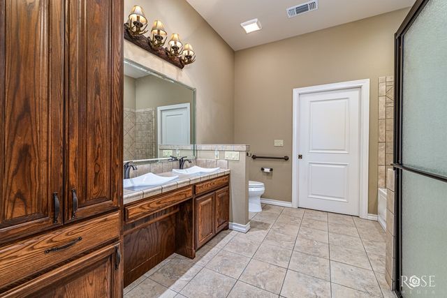 5533 Club Park Way, San Angelo, TX 76904