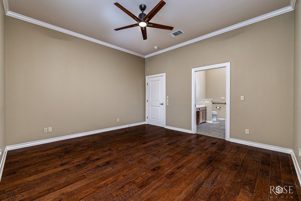 Image 16 of property listing at 5533 Club Park Way, San Angelo, TX 76904