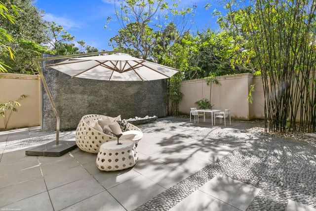 118 Bears Club Drive, Jupiter, FL 33477