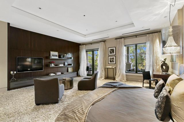 118 Bears Club Drive, Jupiter, FL 33477