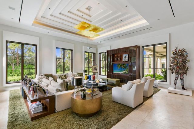 118 Bears Club Drive, Jupiter, FL 33477