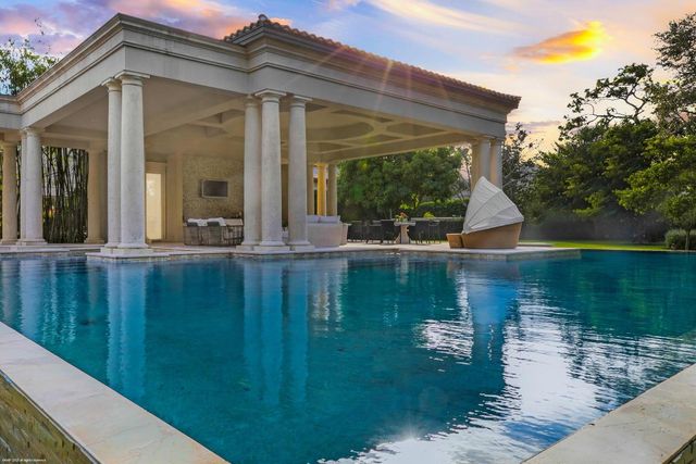 118 Bears Club Drive, Jupiter, FL 33477