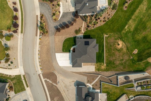 838 Autumn Crest Drive, Wenatchee, WA 98801