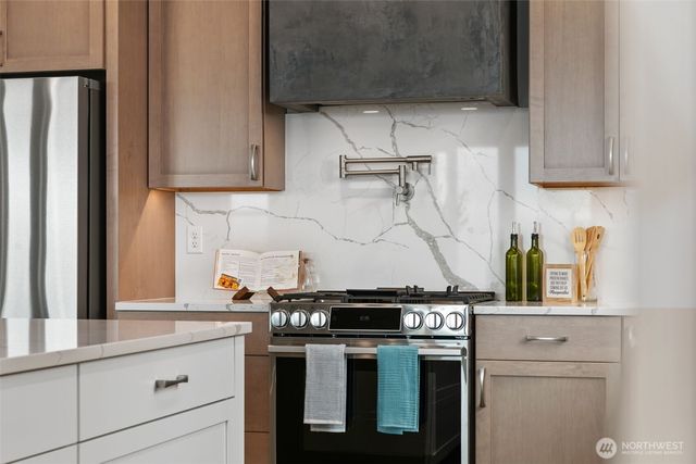 838 Autumn Crest Drive, Wenatchee, WA 98801