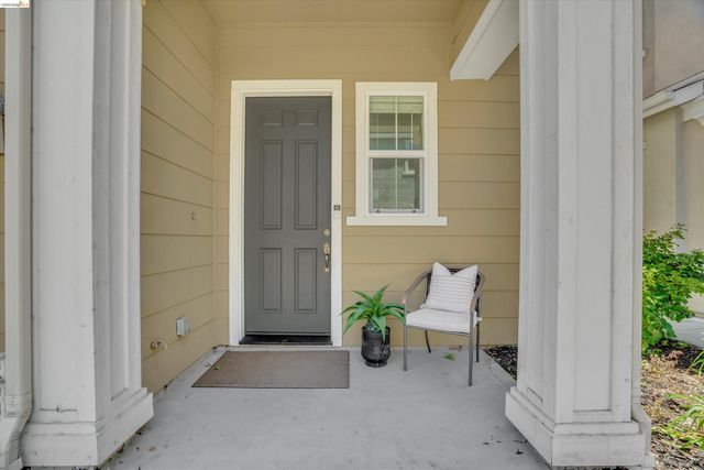 737 Katydid Ct, Martinez, CA 94553