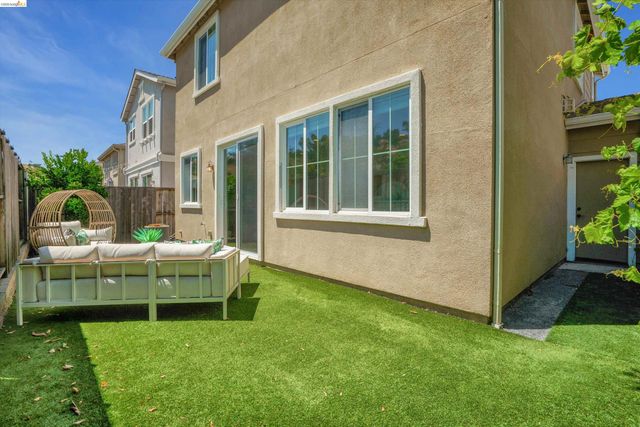 737 Katydid Ct, Martinez, CA 94553