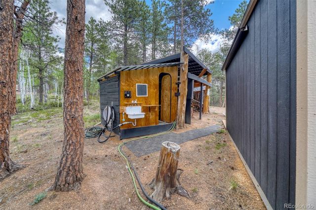 2927 Pathfinder Road, Florissant, CO 80816