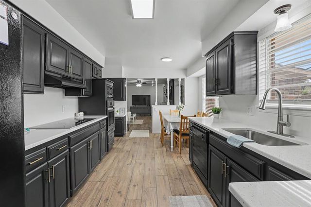 5308 NW 108th Terrace, Oklahoma City, OK 73162