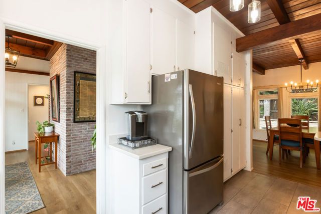 5283 Thornburn Street, Los Angeles, CA 90045