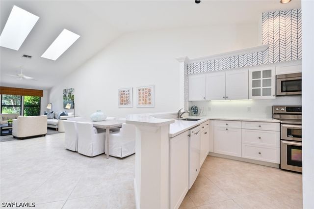 6631 Trident WAY D-3, Naples, FL 34108