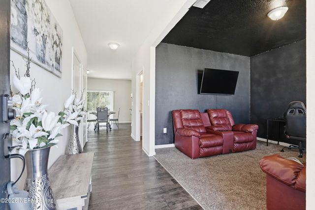 6232 WILD MUSTANG Trail, Jacksonville, FL 32234