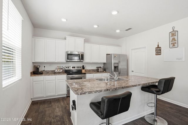 6232 WILD MUSTANG Trail, Jacksonville, FL 32234