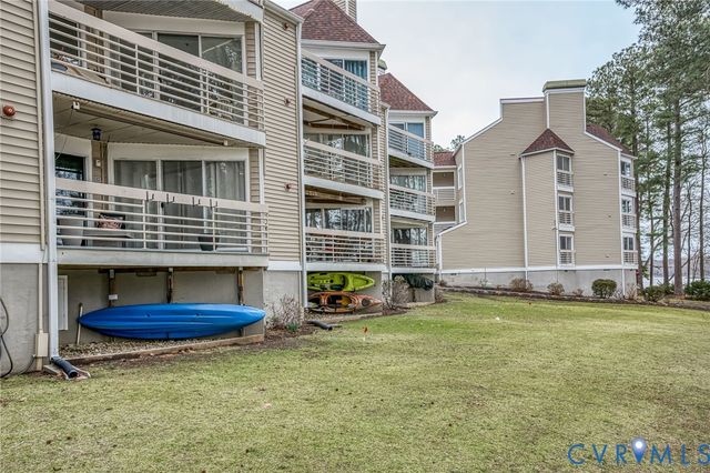 112 Water Pointe Ct, Midlothian, VA 23112