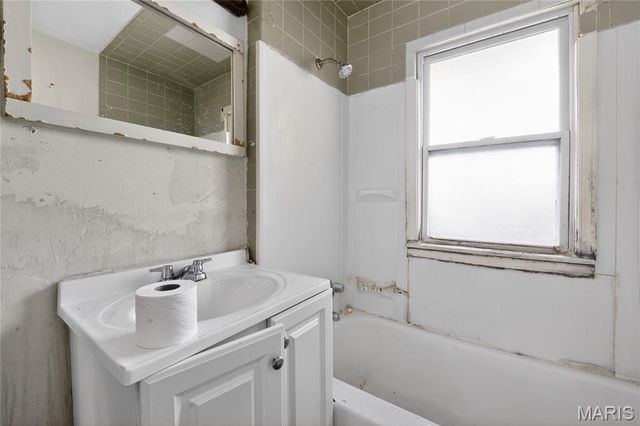 8316 Garfield Avenue, Vinita Park, MO 63114