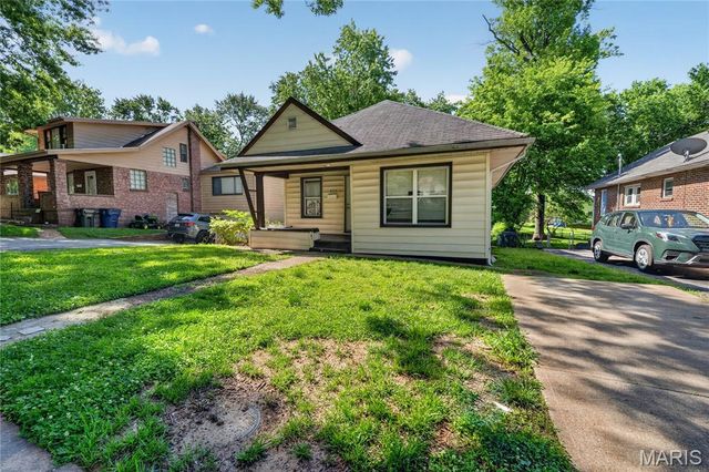 8316 Garfield Avenue, Vinita Park, MO 63114