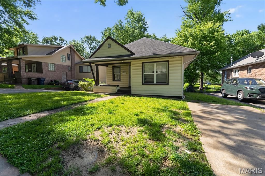 8316 Garfield Avenue, Vinita Park, MO 63114